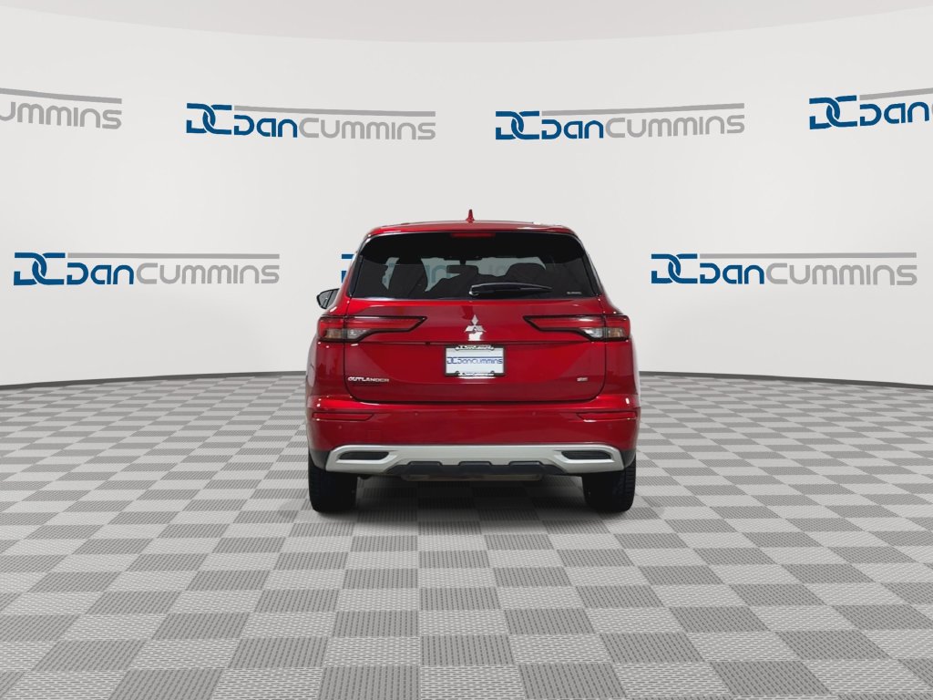 Used 2024 Mitsubishi Outlander SE Black Edition AWD/4WD image 7
