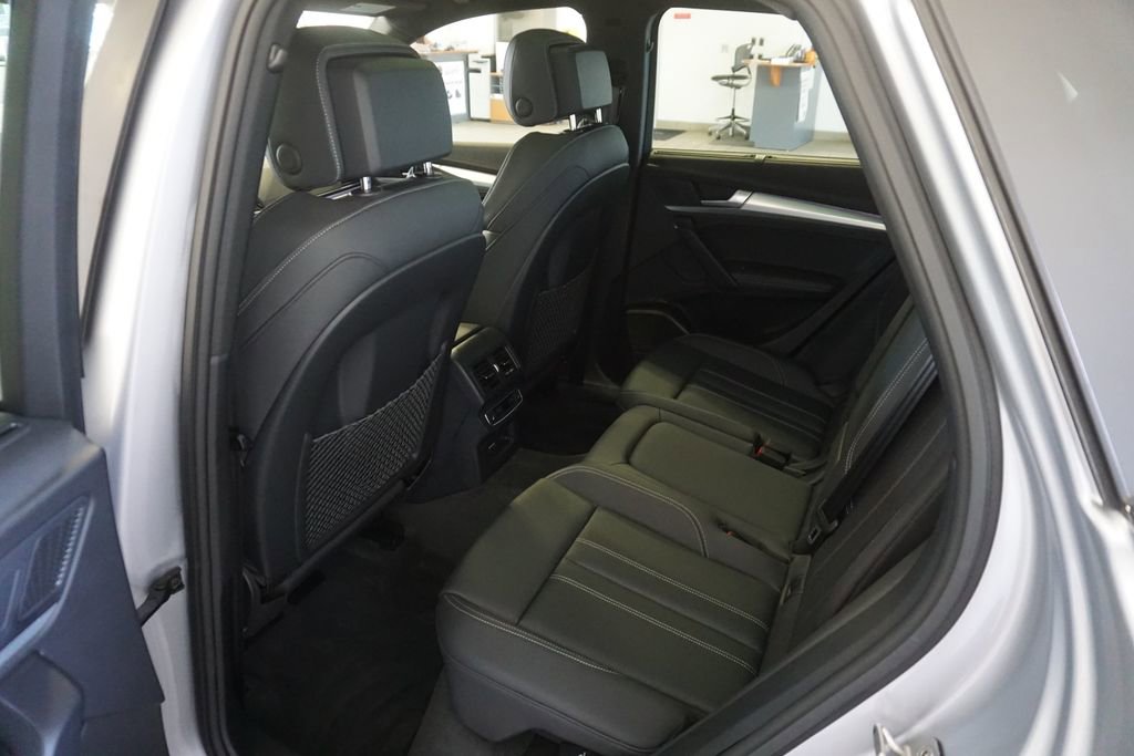 Used 2024 Audi Q5 2.0T Prestige w/ Prestige Package image 26