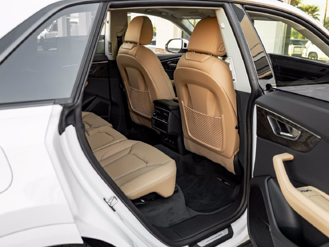 New 2026 Audi Q8 Premium Plus AWD/4WD image 33