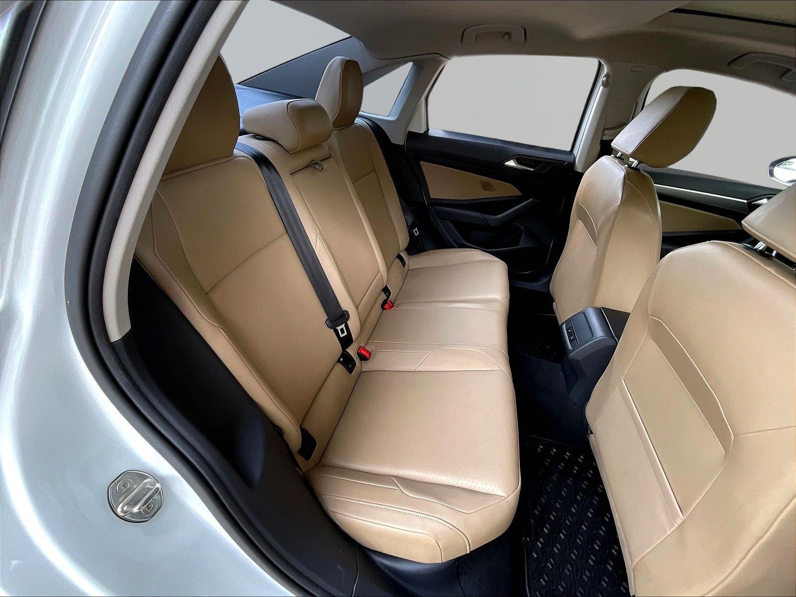 Used 2019 Volkswagen Jetta SE w/ Cold Weather Package FWD image 24