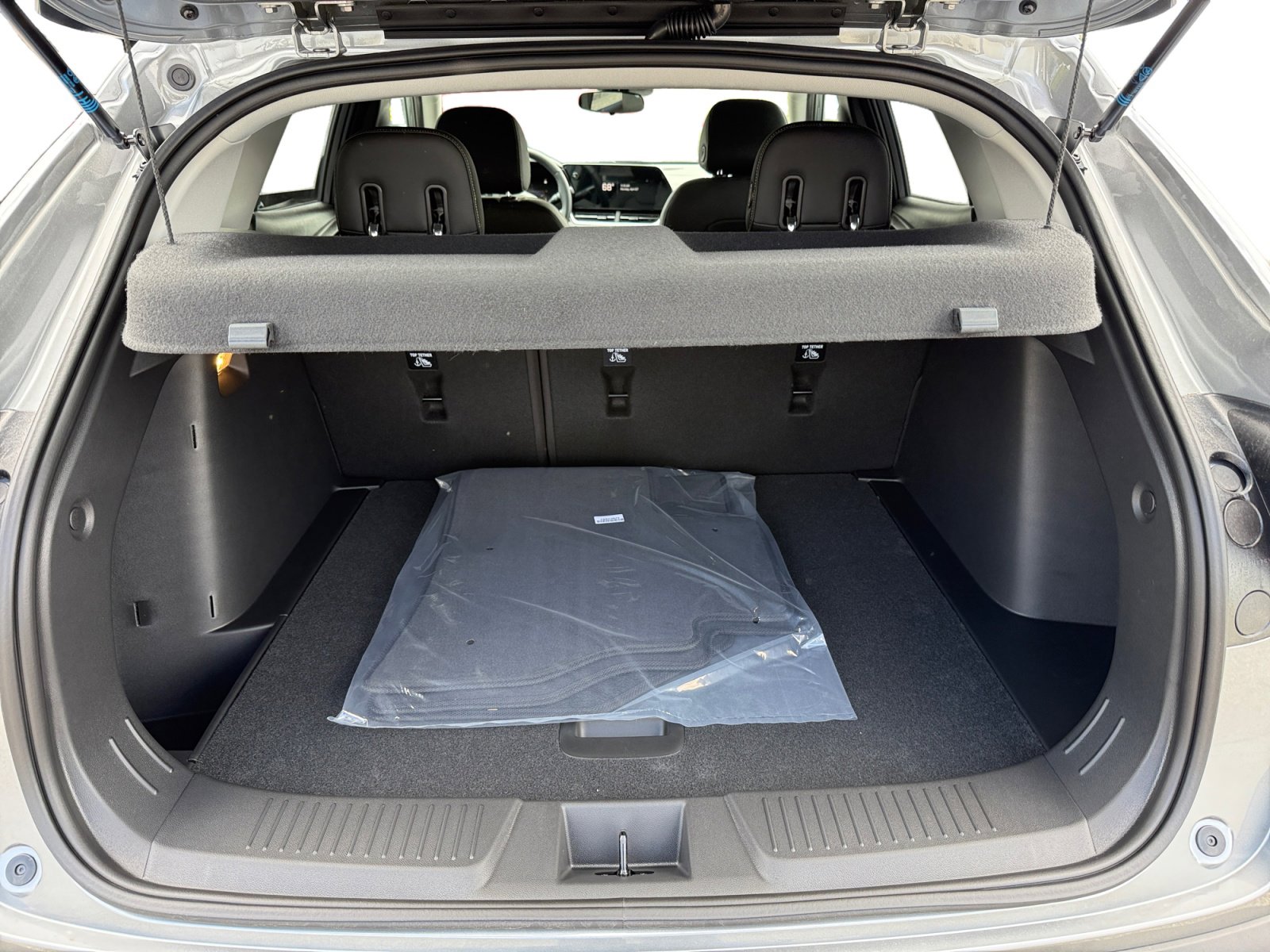 New 2026 Chevrolet Trax ACTIV w/ Driver Confidence Package FWD image 17