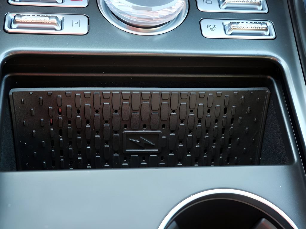 Used 2024 Lincoln Nautilus Reserve w/ Equipment Group 203A AWD/4WD image 32