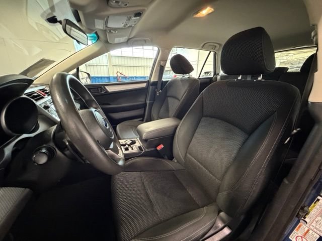 Used 2019 Subaru Outback 2.5i AWD/4WD image 21