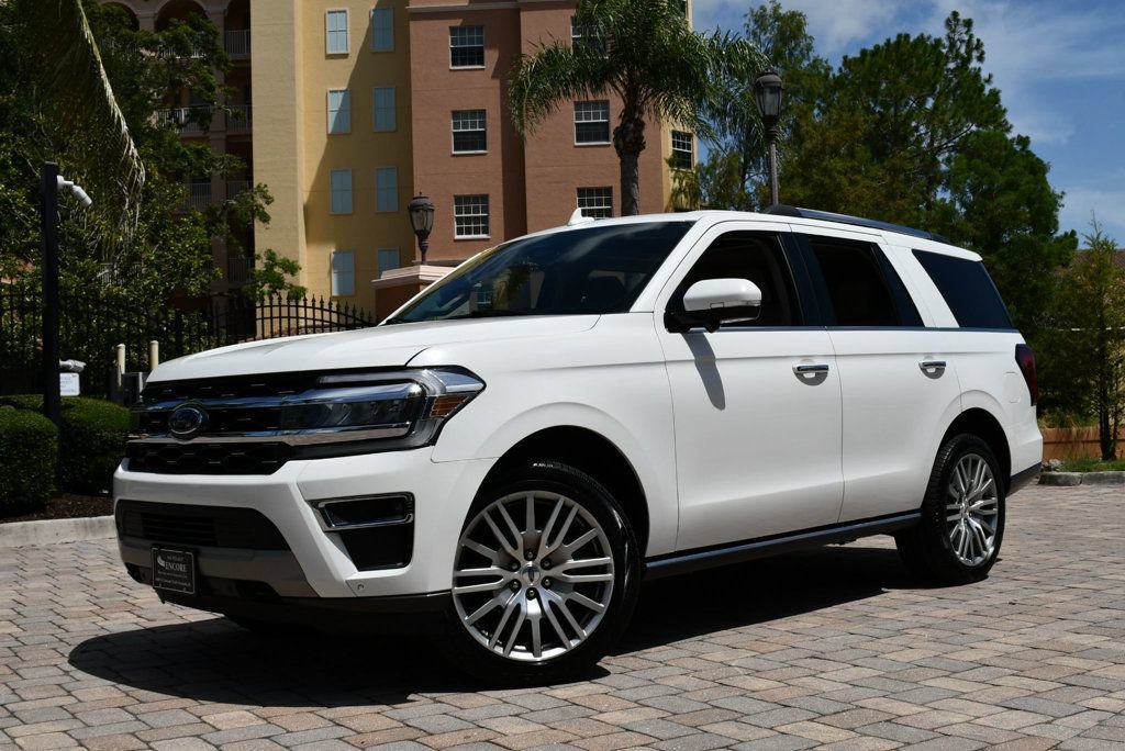 Used 2022 Ford Expedition Limited AWD/4WD image 24