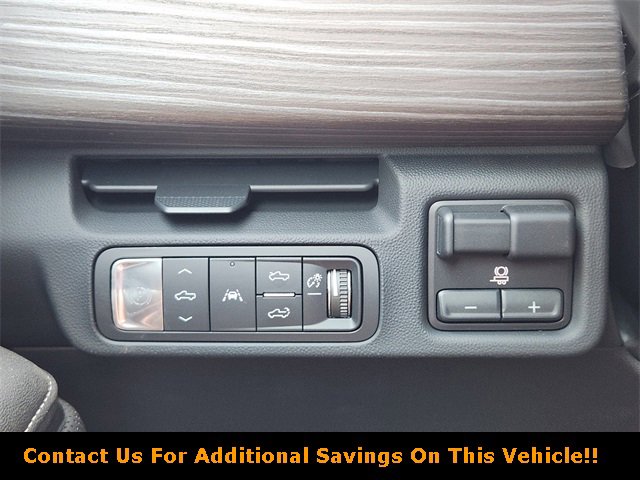 New 2024 GMC Sierra EV Denali image 17