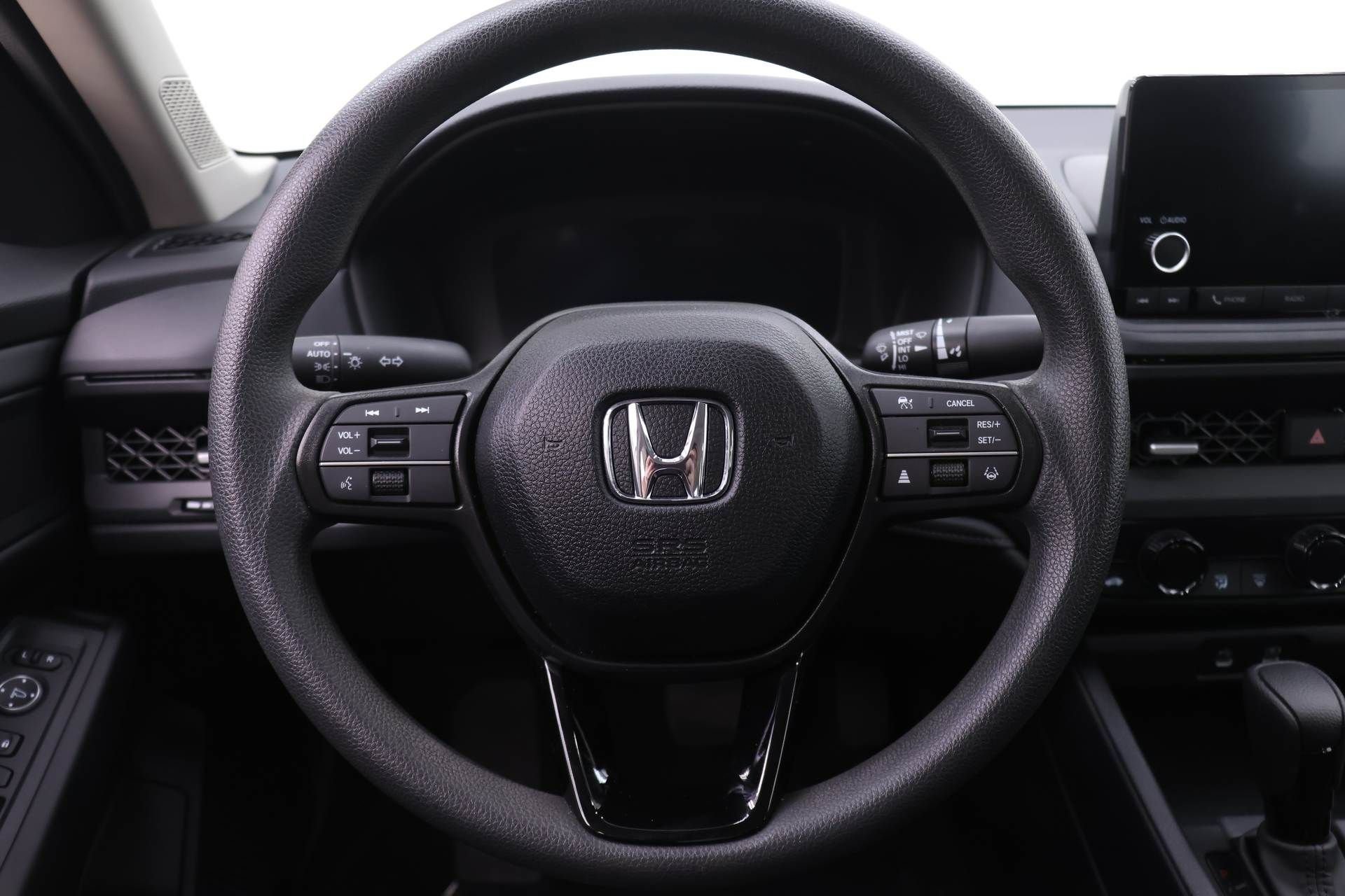Certified 2025 Honda Accord SE image 13