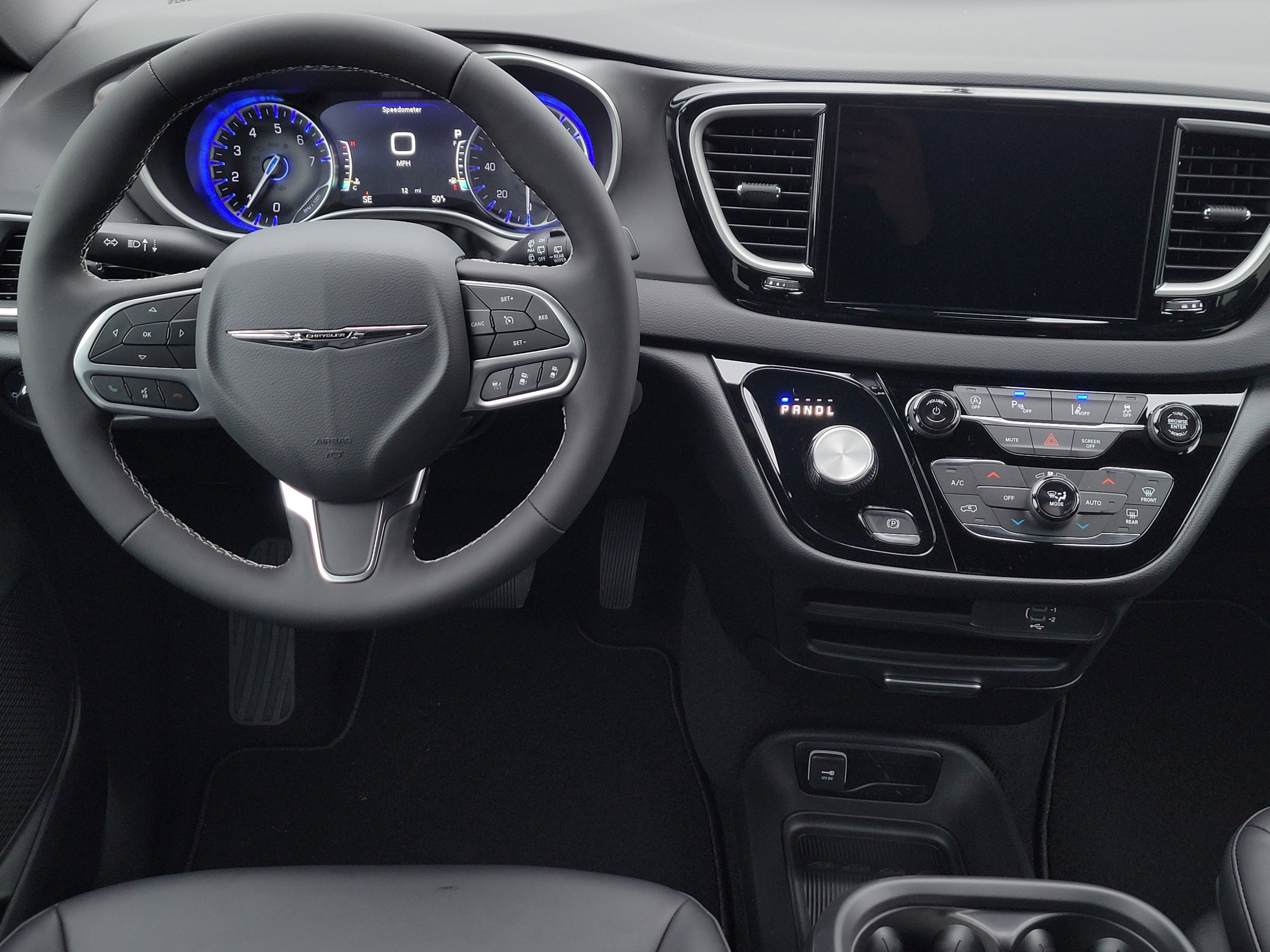 New 2026 Chrysler Voyager LX image 12