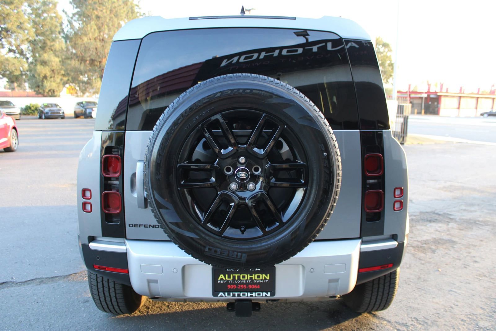 Used 2024 Land Rover Defender 110 S AWD/4WD image 7