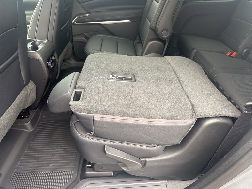 New 2026 Chevrolet Traverse LT w/ Midnight/Sport Edition image 33