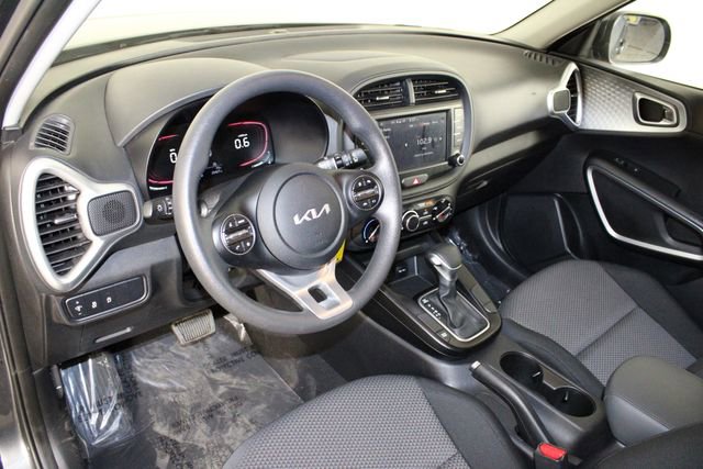 Used 2024 Kia Soul LX w/ Option Group 015 image 19