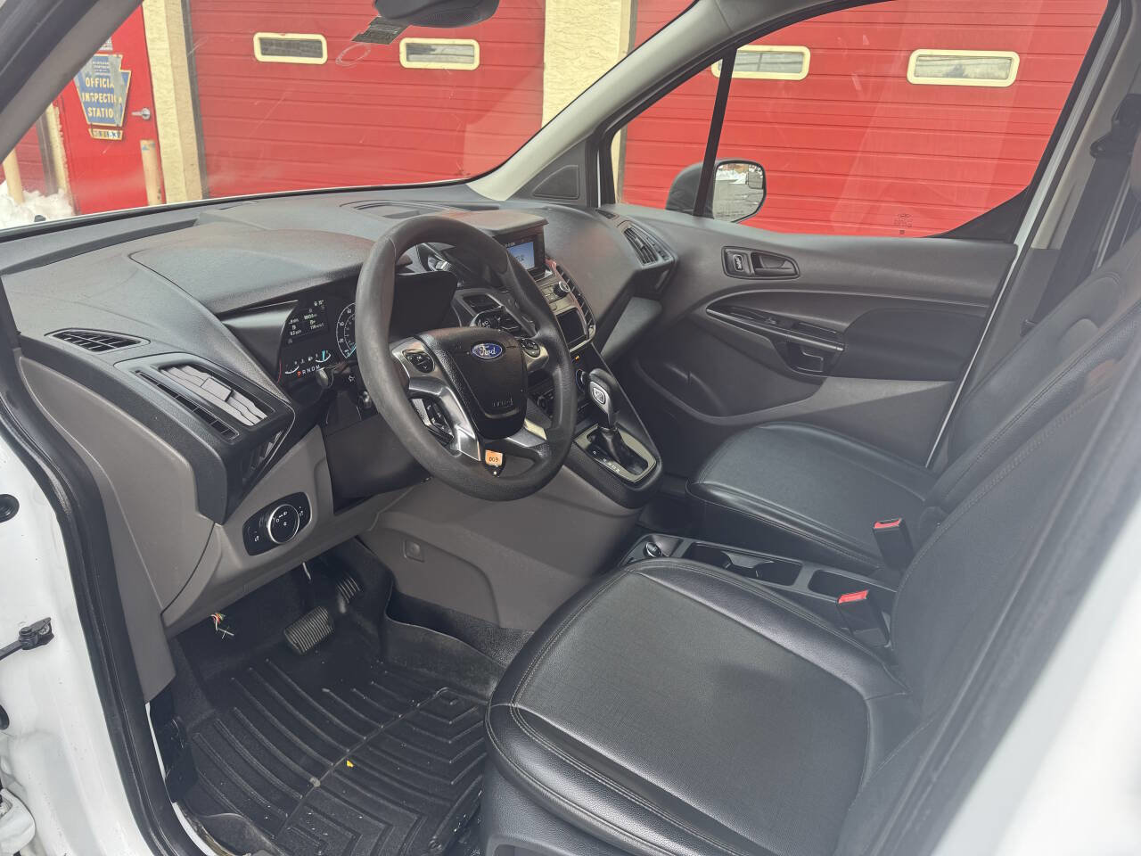 Used 2019 Ford Transit Connect XL image 27