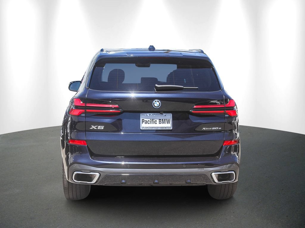 Used 2024 BMW X5 xDrive50e w/ M Sport Package AWD/4WD image 5