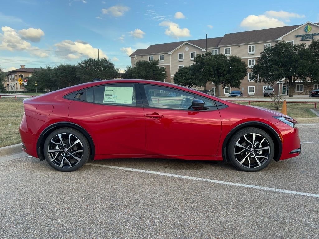 New 2026 Toyota Prius Plug-In Hybrid image 5