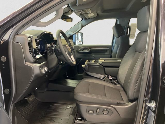 New 2026 GMC Sierra 2500 SLE image 10