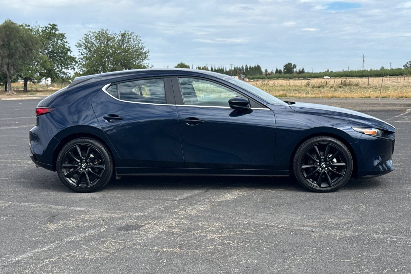 Certified 2024 MAZDA MAZDA3 s FWD image 3