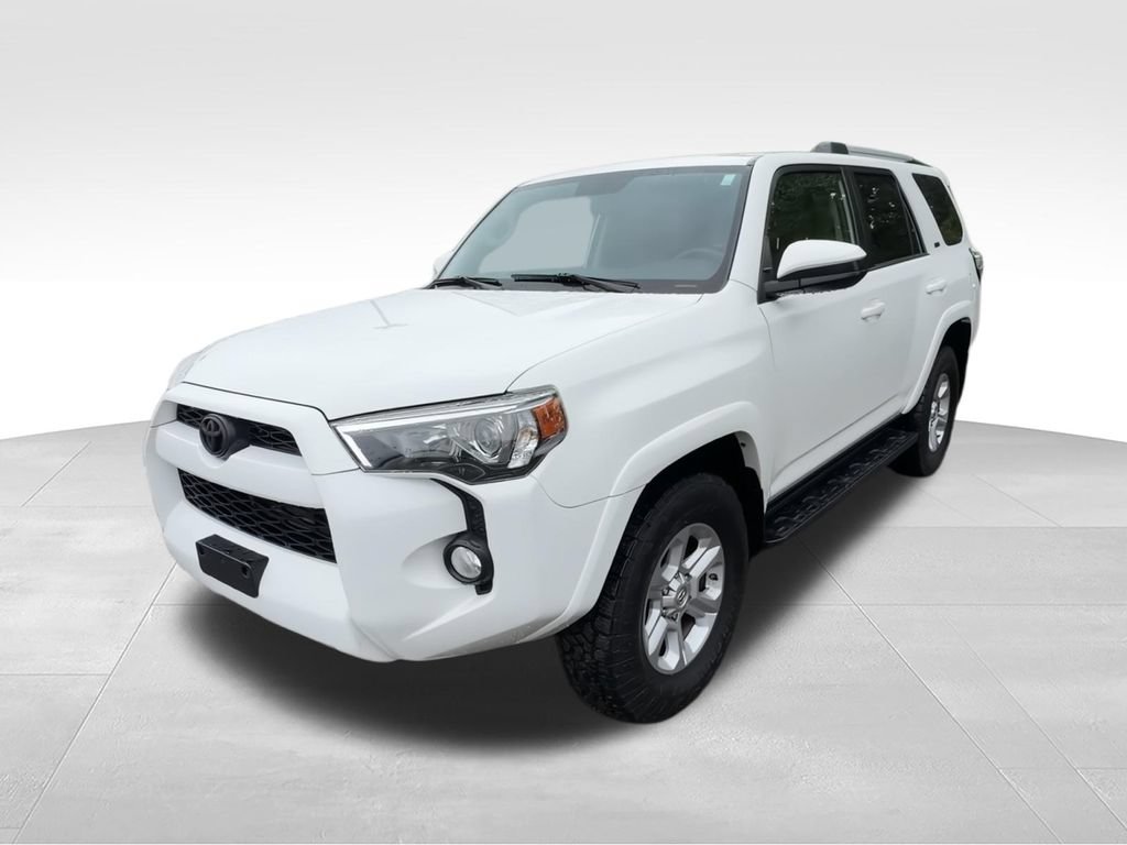Used 2019 Toyota 4Runner SR5 AWD/4WD image 4