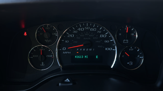 Used 2025 Chevrolet Express 2500 w/ Driver Convenience Package RWD image 18