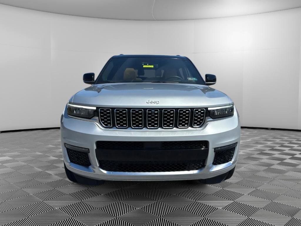 Used 2024 Jeep Grand Cherokee L Summit AWD/4WD image 7