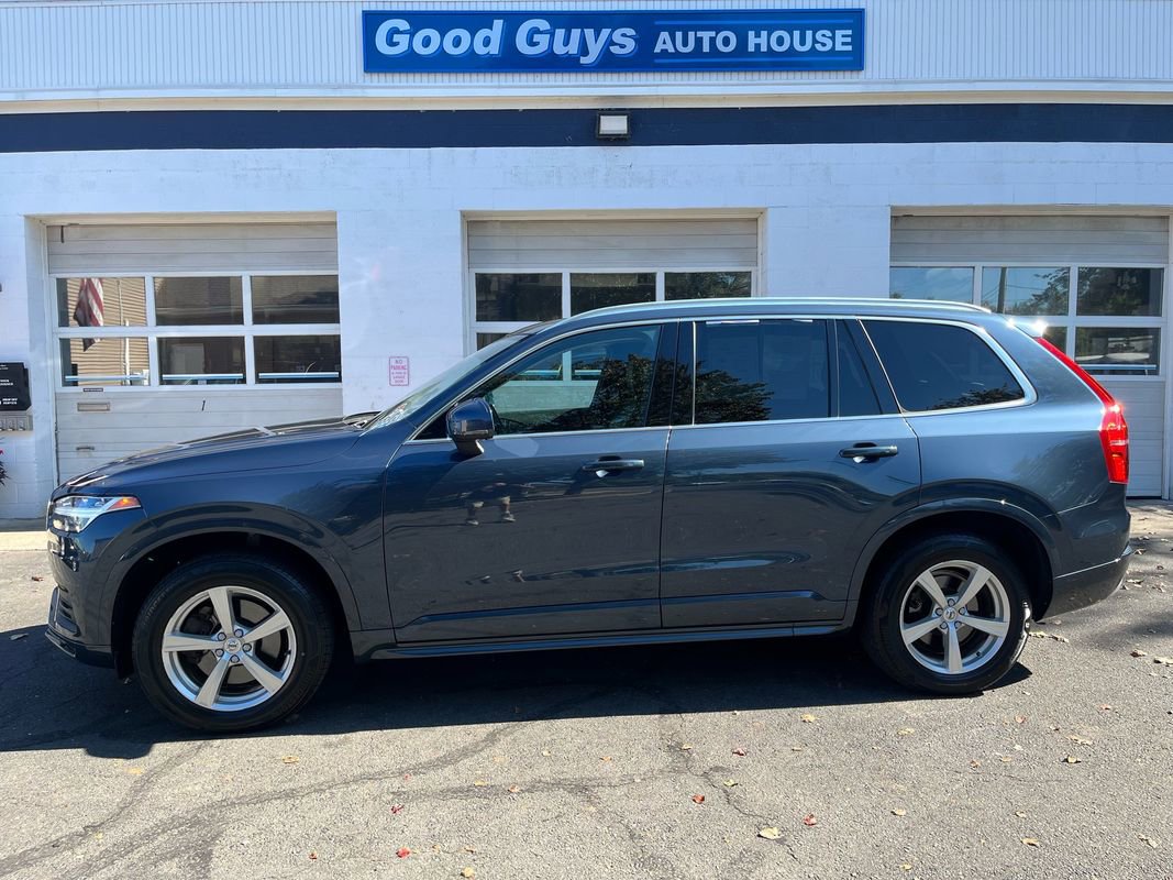 Used 2020 Volvo XC90 T5 Momentum image 1