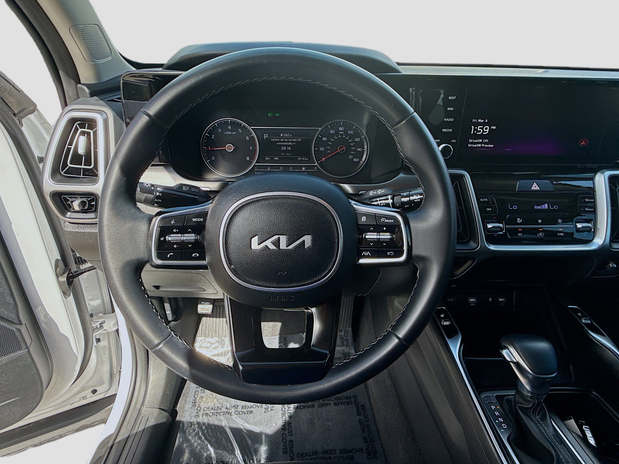 Used 2023 Kia Sorento S image 8