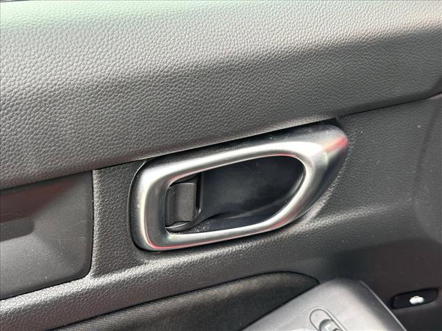 Used 2025 Honda Civic Sport image 19