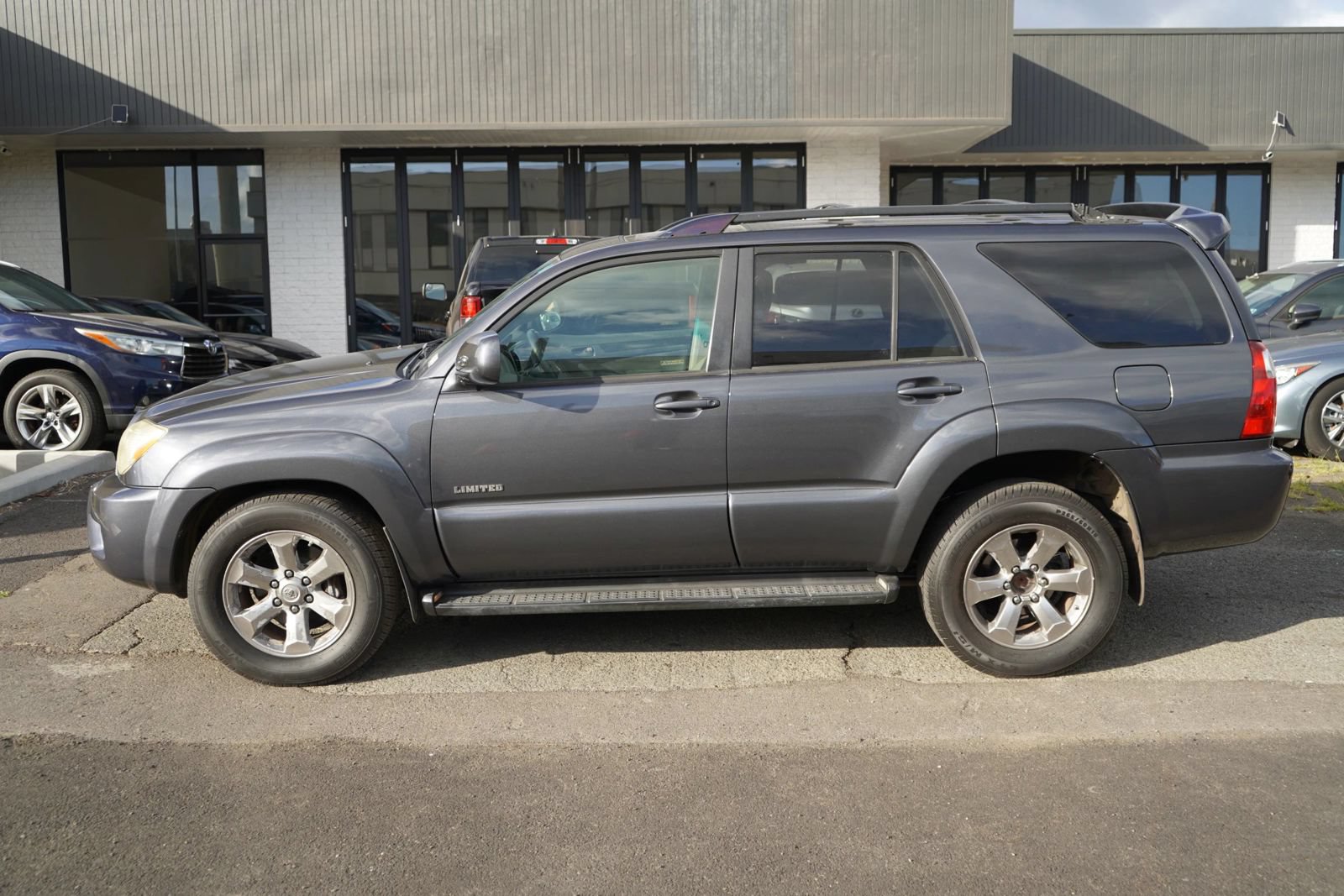 Used 2006 Toyota 4Runner Limited RWD image 2