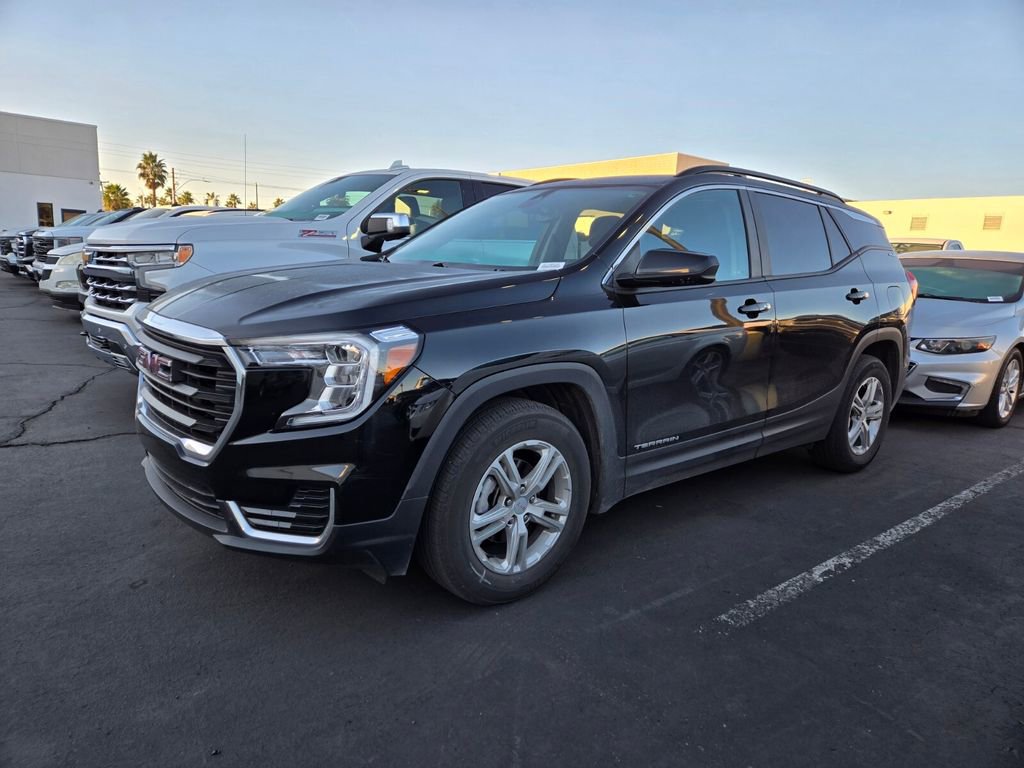 Used 2023 GMC Terrain SLE w/ Driver Convenience Package