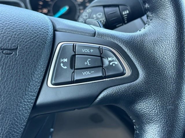 Used 2017 Ford Escape Titanium w/ Equipment Group 301A AWD/4WD image 19