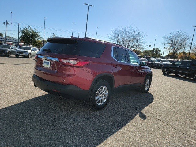 Used 2020 Chevrolet Traverse LT image 5