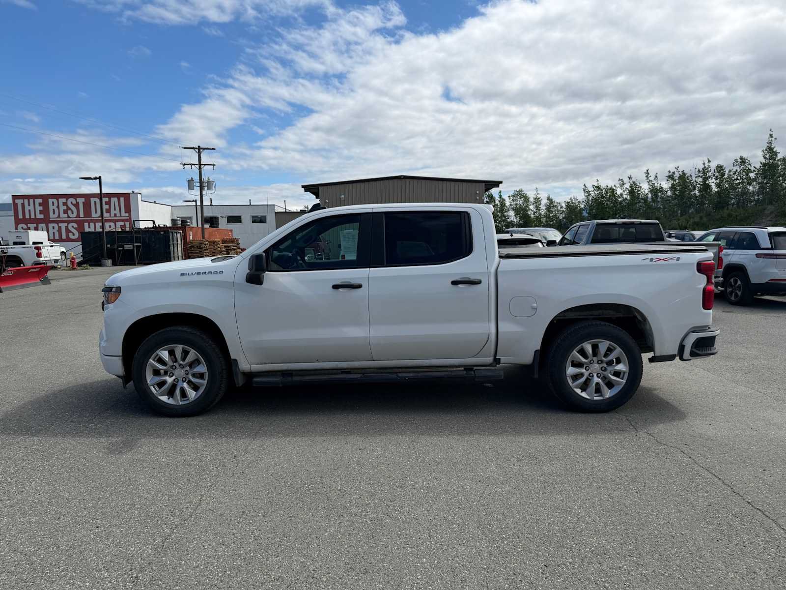 Used 2022 Chevrolet Silverado 1500 Custom AWD/4WD image 2