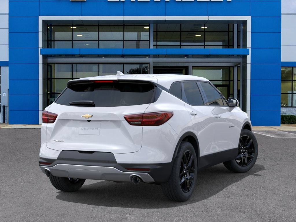 New 2026 Chevrolet Blazer LT FWD image 4