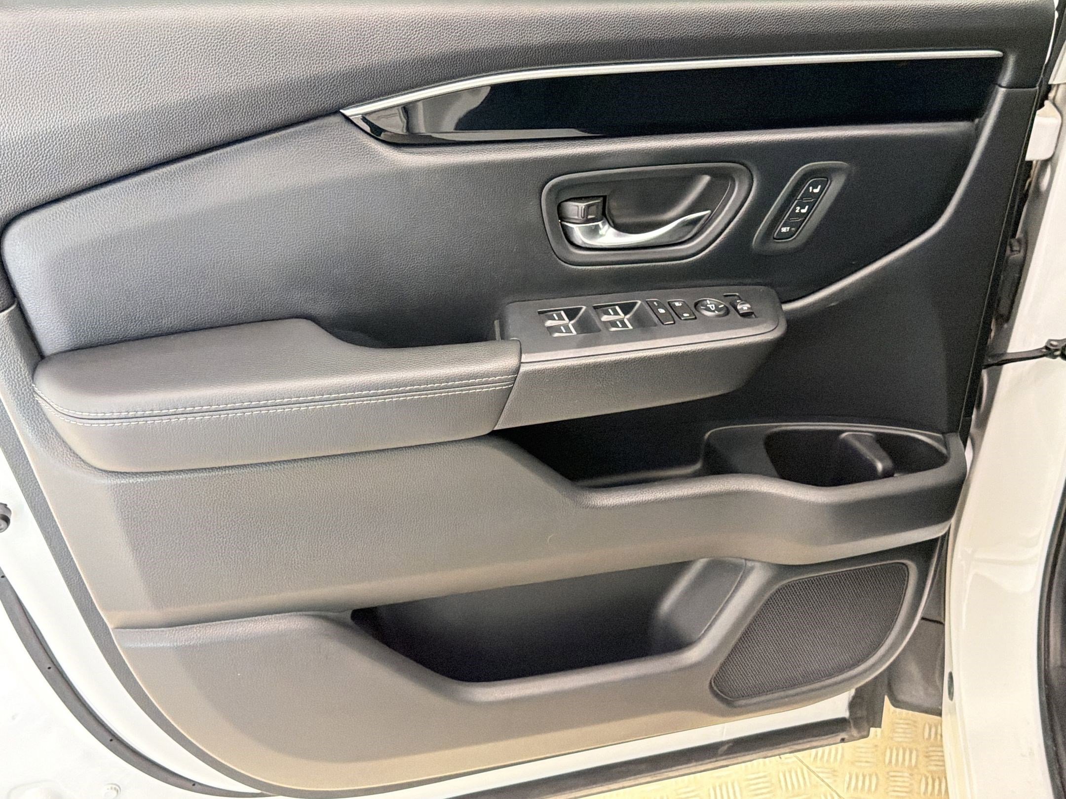 Used 2023 Honda Pilot EX-L image 13