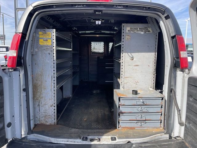Used 2016 GMC Savana 2500 RWD image 12