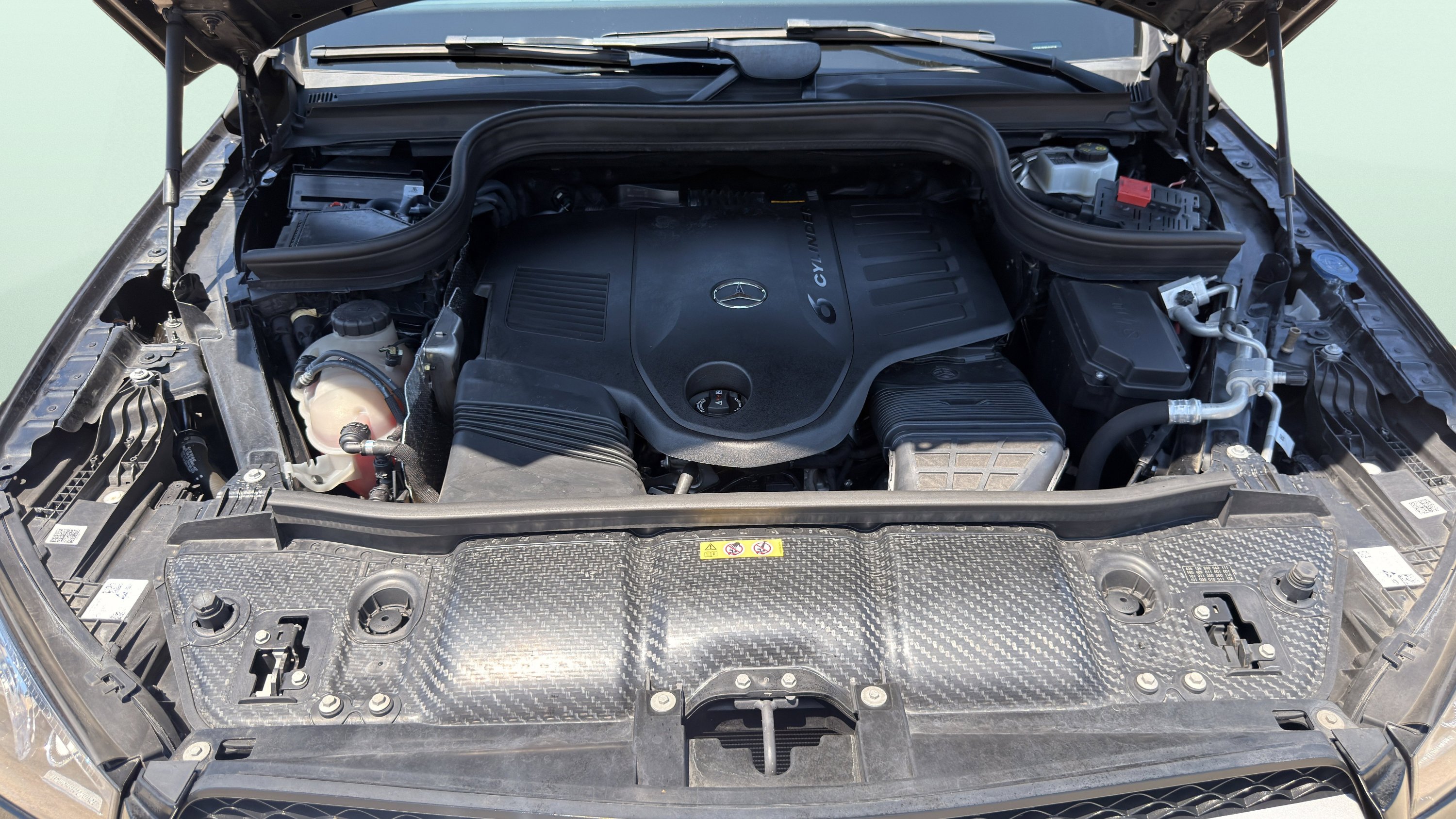 Used 2023 Mercedes-Benz GLE 450 4MATIC w/ Premium Package image 17