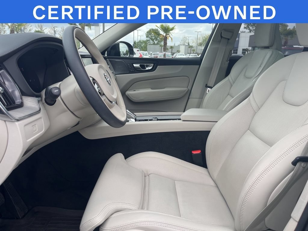 Used 2023 Volvo XC60 B5 Ultimate w/ Climate Package AWD/4WD image 4