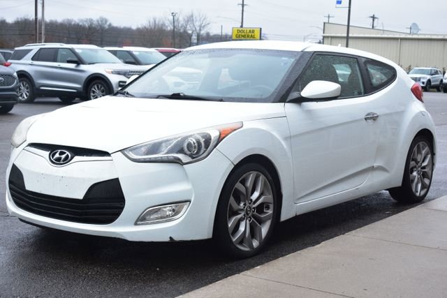 Used 2015 Hyundai Veloster RE:FLEX Edition image 11