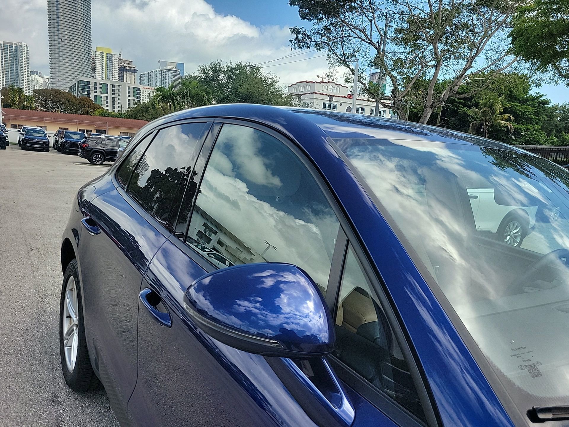 Used 2024 Porsche Macan image 10