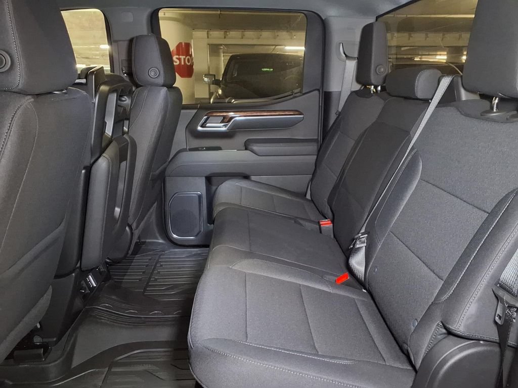 Used 2026 GMC Sierra 1500 SLE AWD/4WD image 12