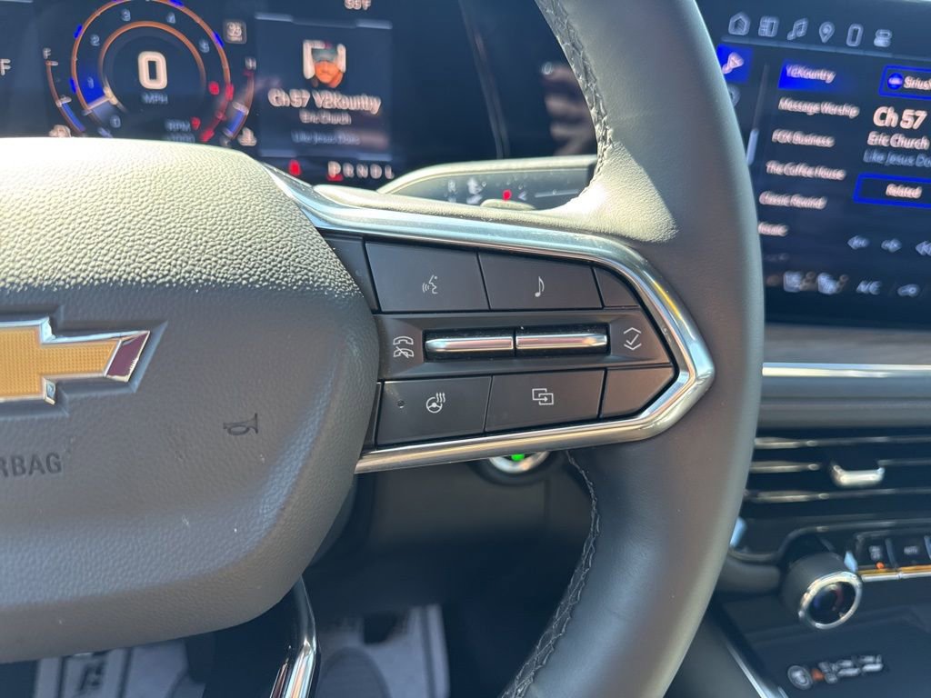 Used 2025 Chevrolet Tahoe High Country AWD/4WD image 13