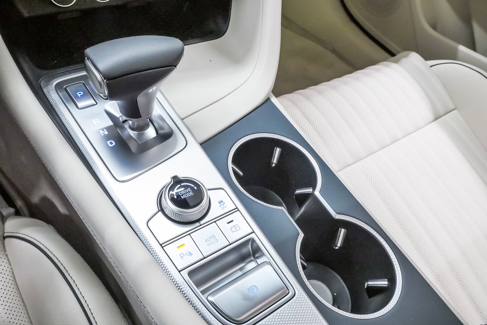 Certified 2026 Genesis G70 2.5T Prestige image 18