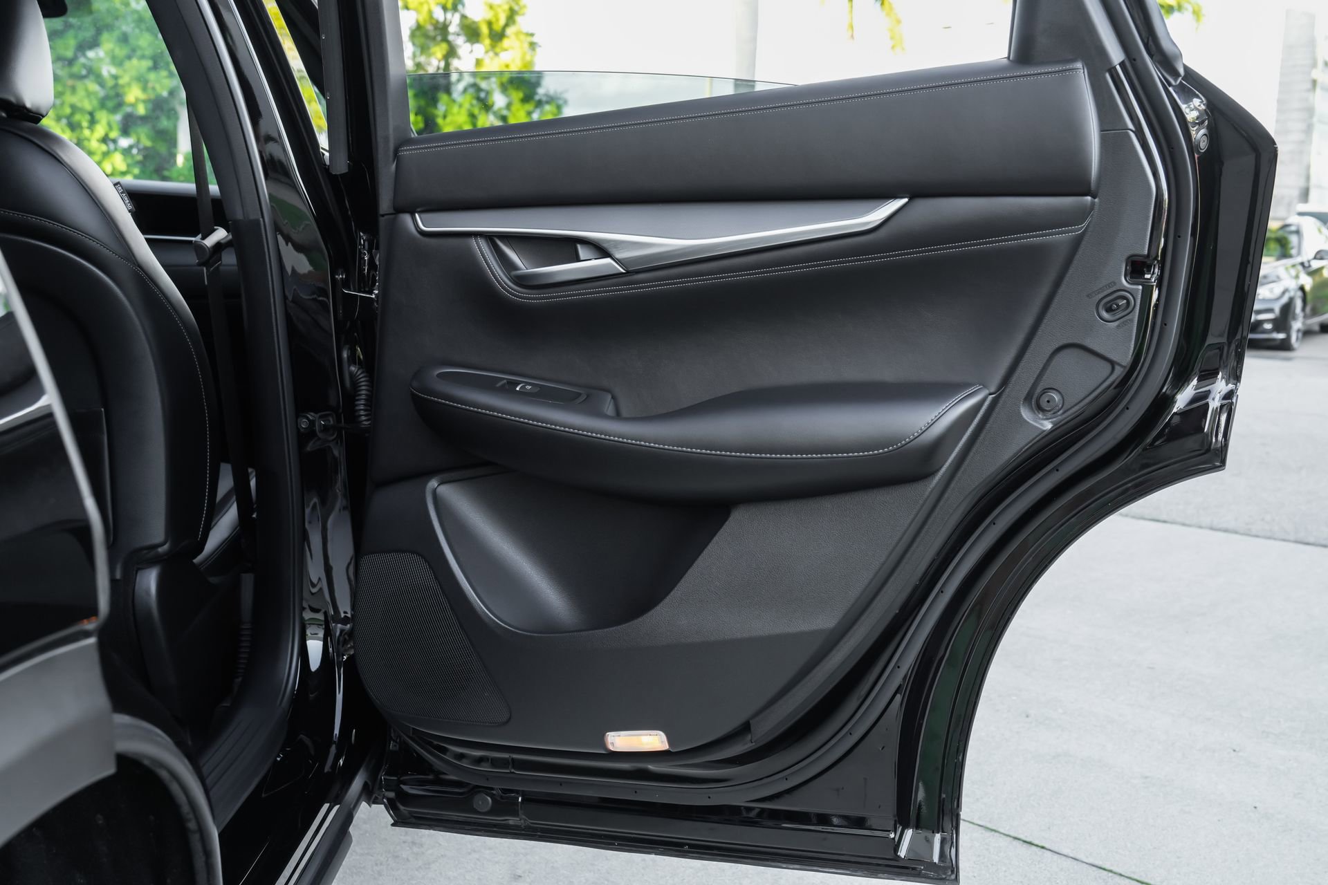 Used 2025 INFINITI QX55 Luxe w/ Cargo Package image 33