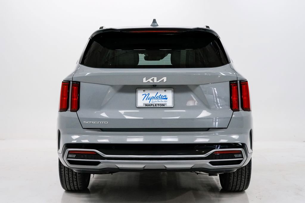 Certified 2023 Kia Sorento SX image 32