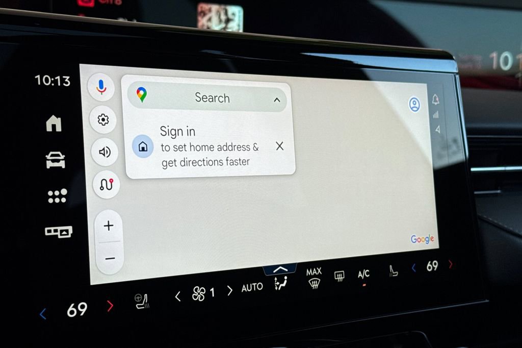 Used 2024 Lincoln Nautilus Reserve w/ Equipment Group 202A image 19