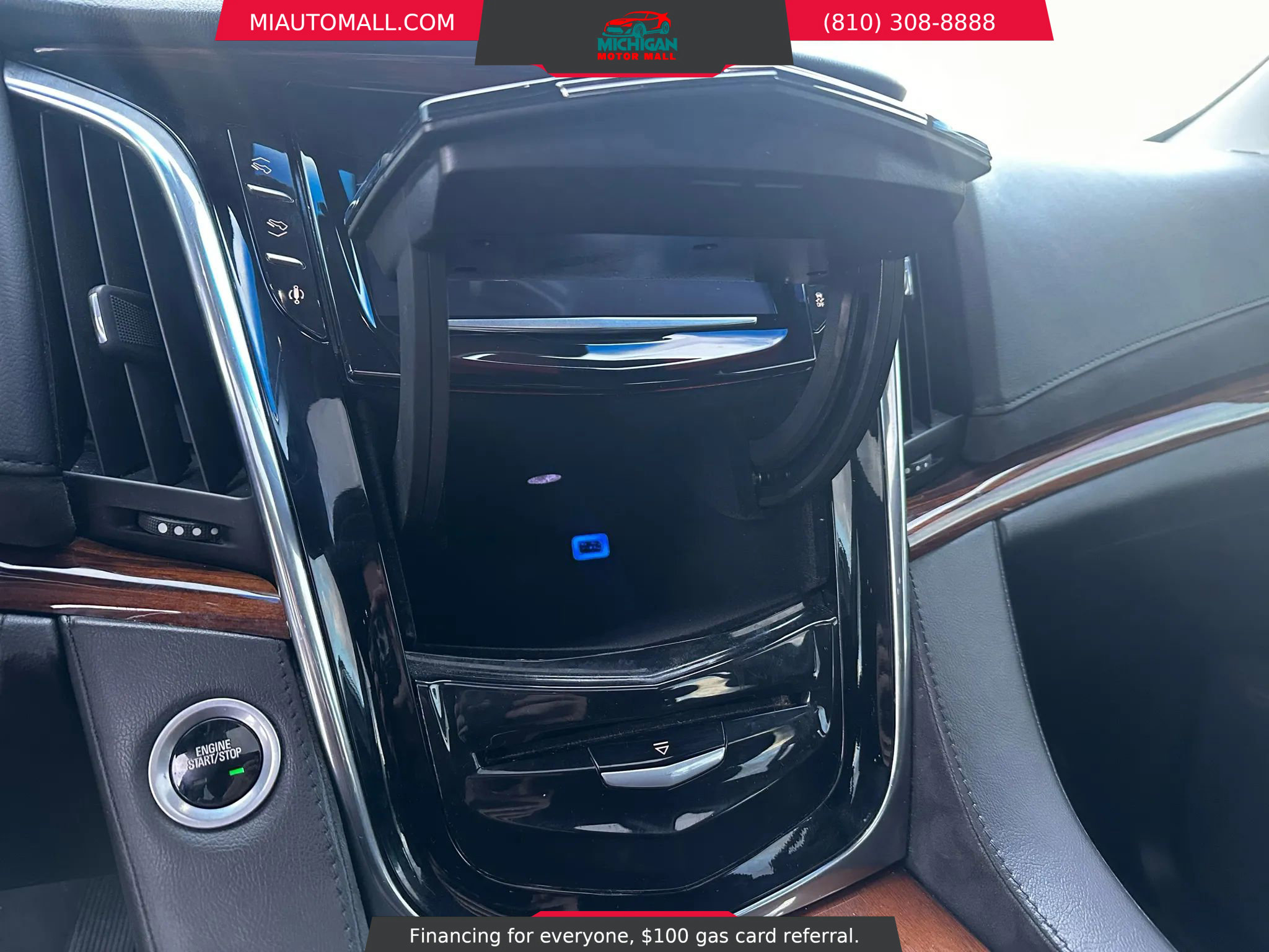 Used 2015 Cadillac Escalade Luxury image 21