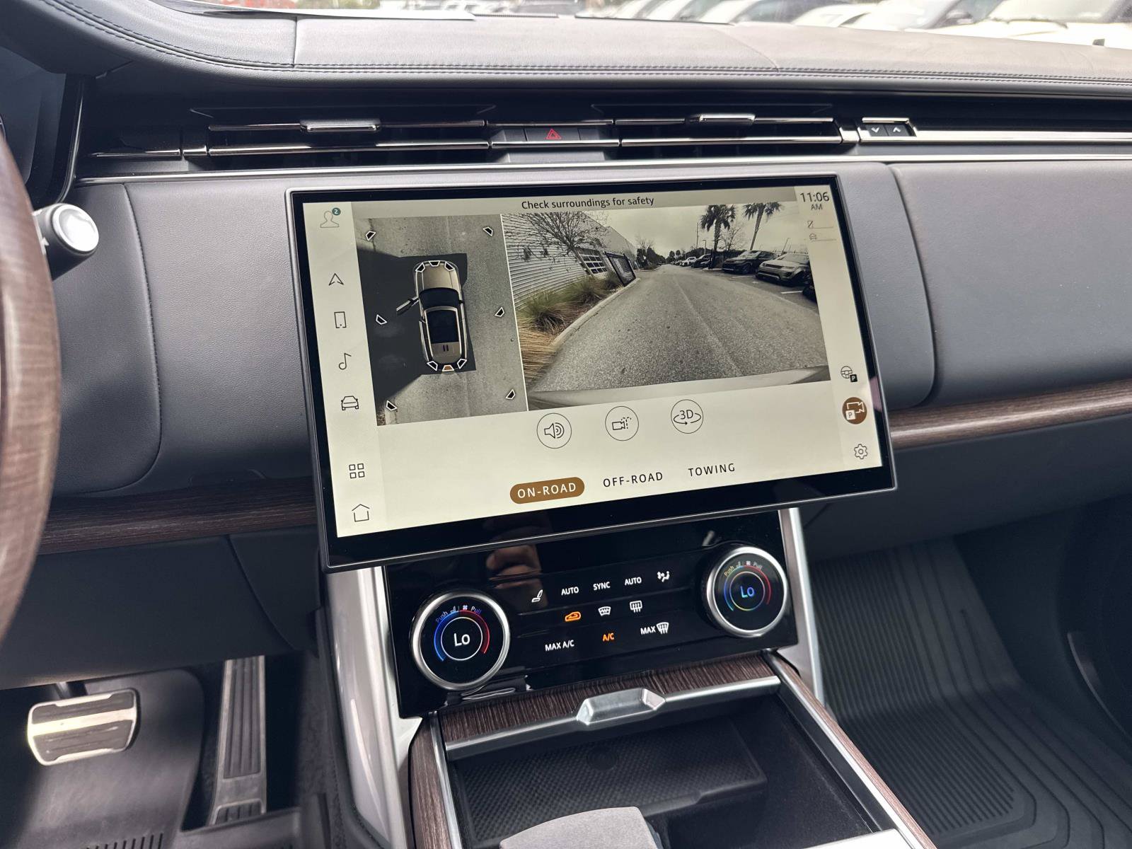 Certified 2023 Land Rover Range Rover Autobiography AWD/4WD image 27