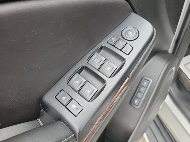 Used 2018 GMC Yukon SLT w/ Open Road Package AWD/4WD image 15
