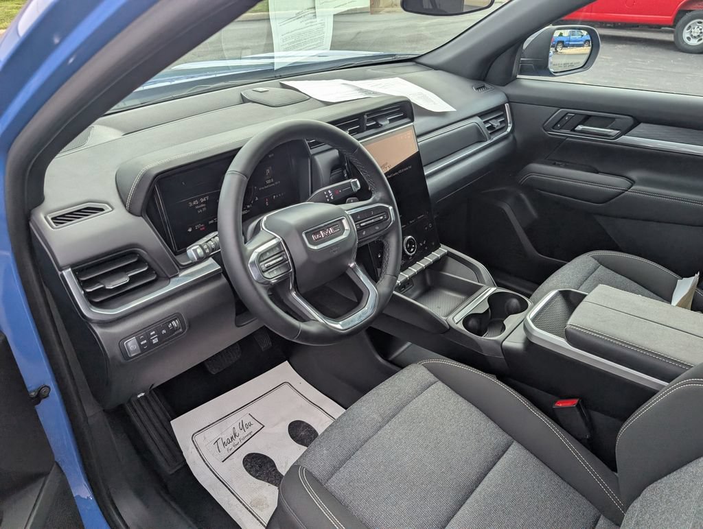 Used 2025 GMC Terrain Elevation AWD/4WD image 12