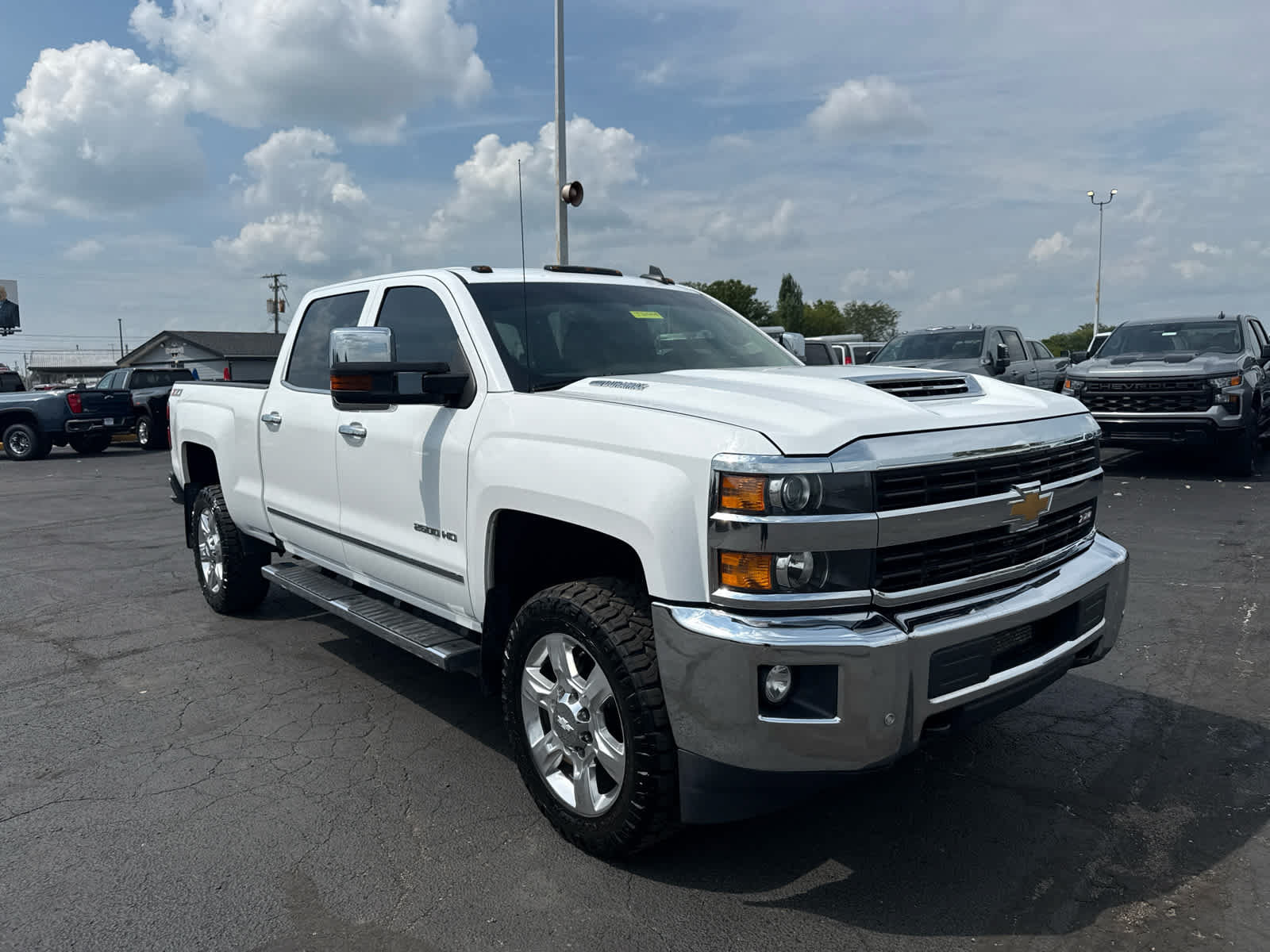 Used 2017 Chevrolet Silverado 2500 LTZ w/ Duramax Plus Package AWD/4WD image 7