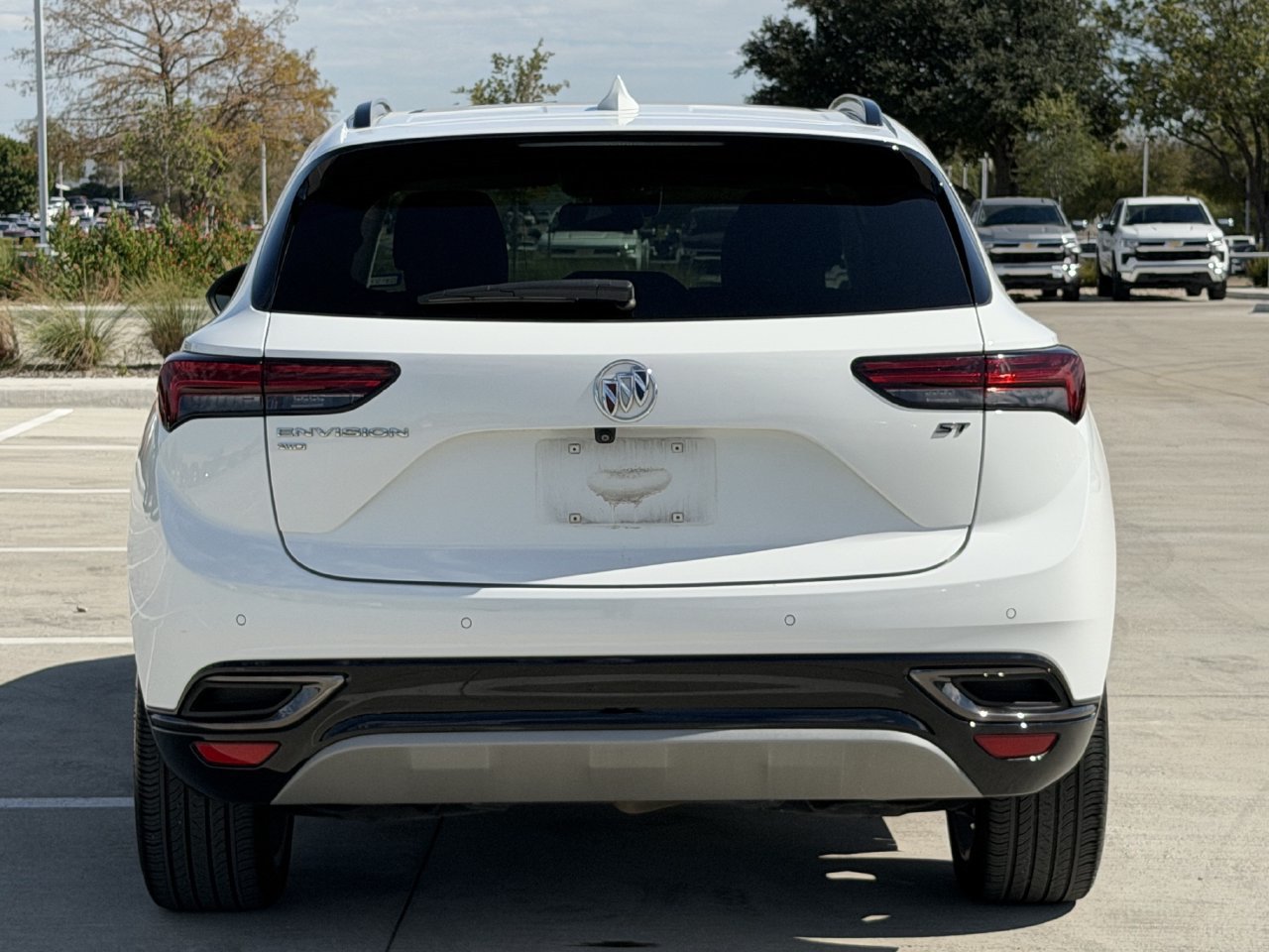 Used 2023 Buick Envision Essence w/ Technology Package I AWD/4WD image 5