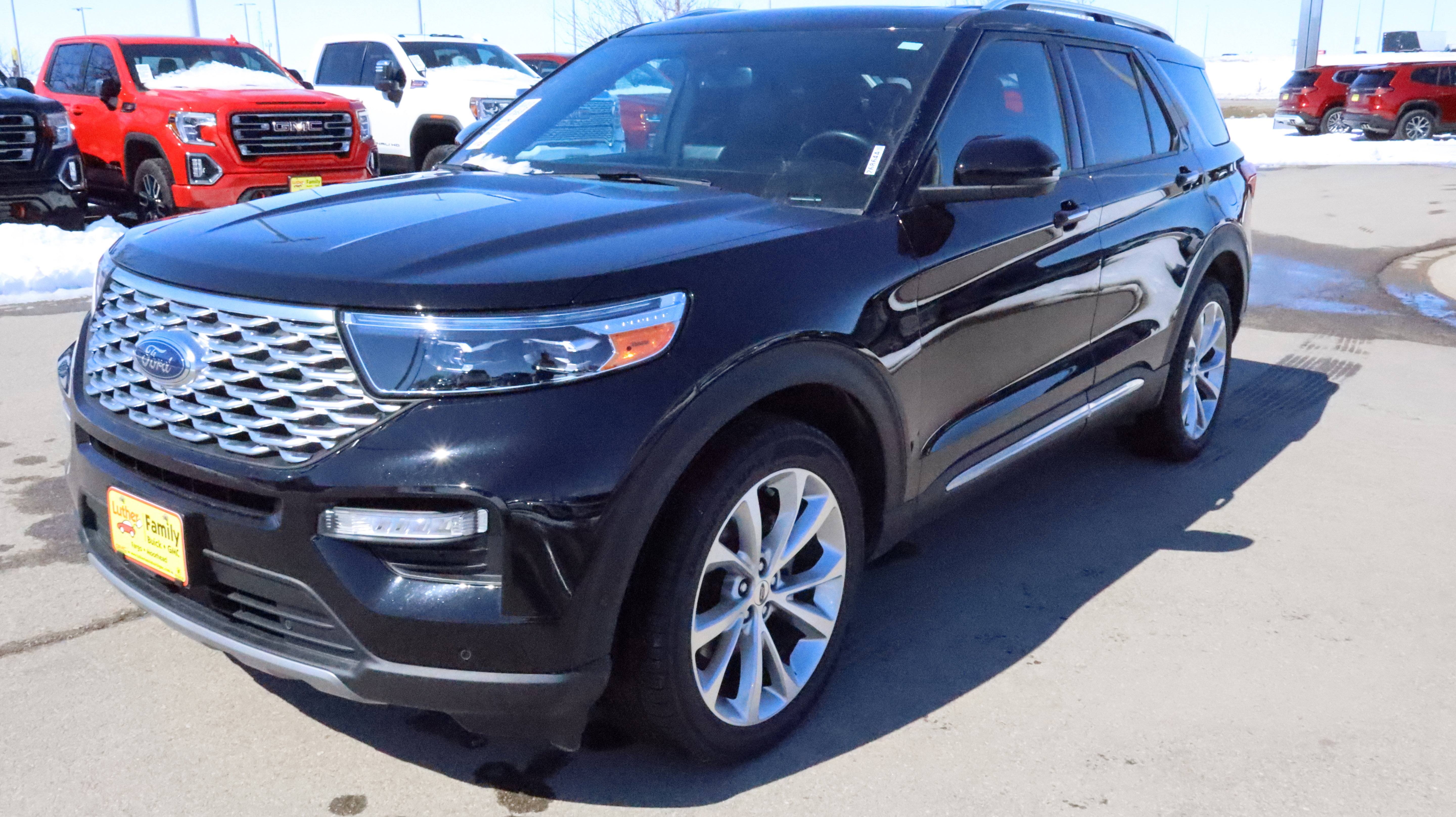 Used 2021 Ford Explorer Platinum w/ Equipment Group 601A image 3